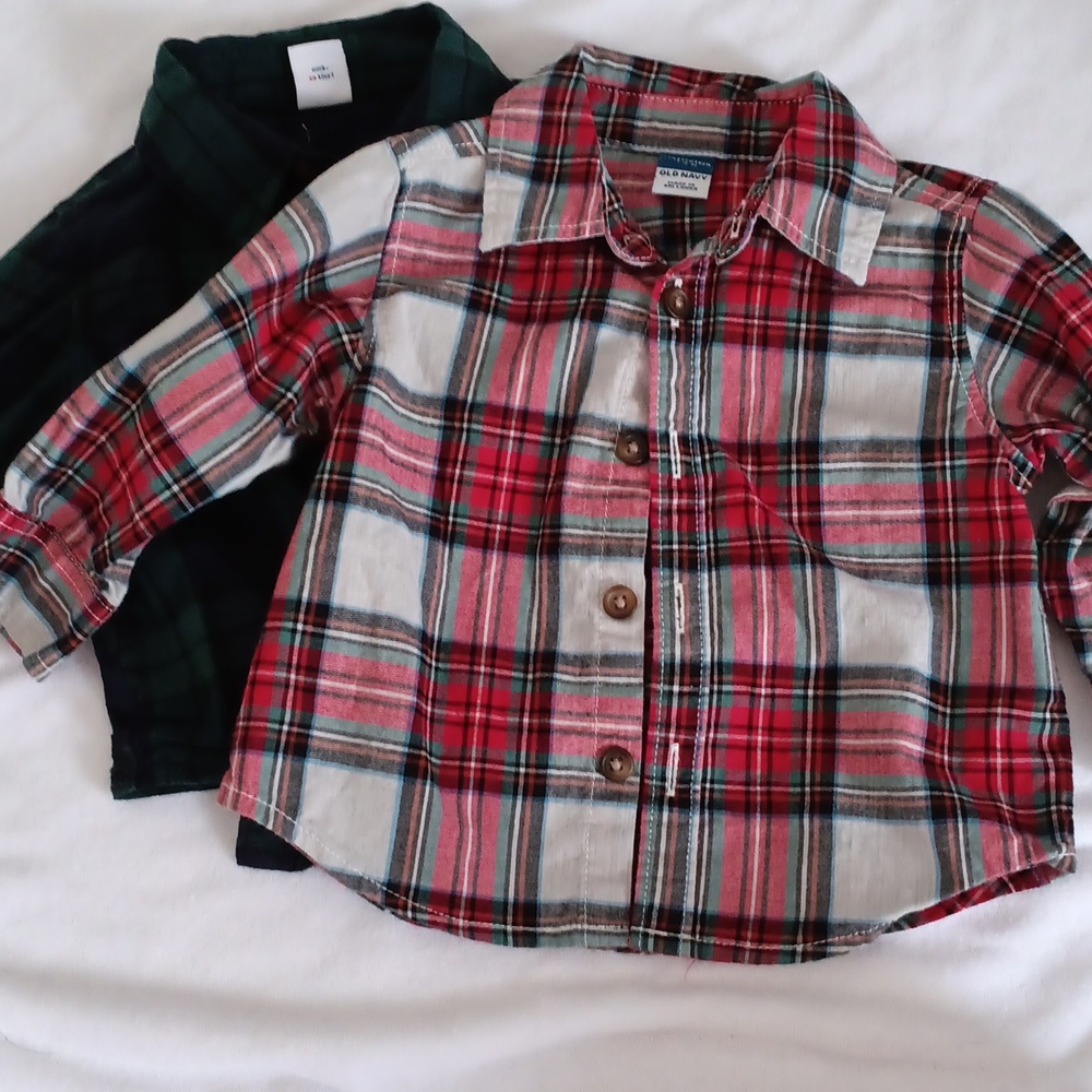 2 Old Navy 3-6M Button down shirts